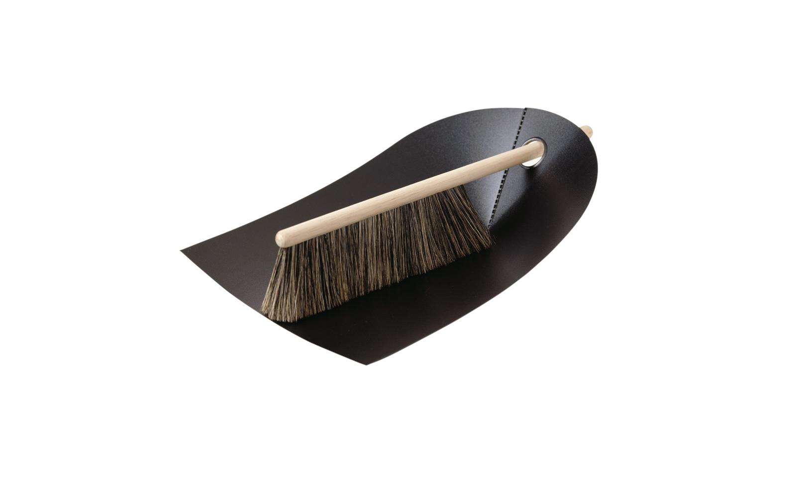 Dust Pan and Brush Set - Black | Iris Hantverk Broom — Hoppe Shoppe