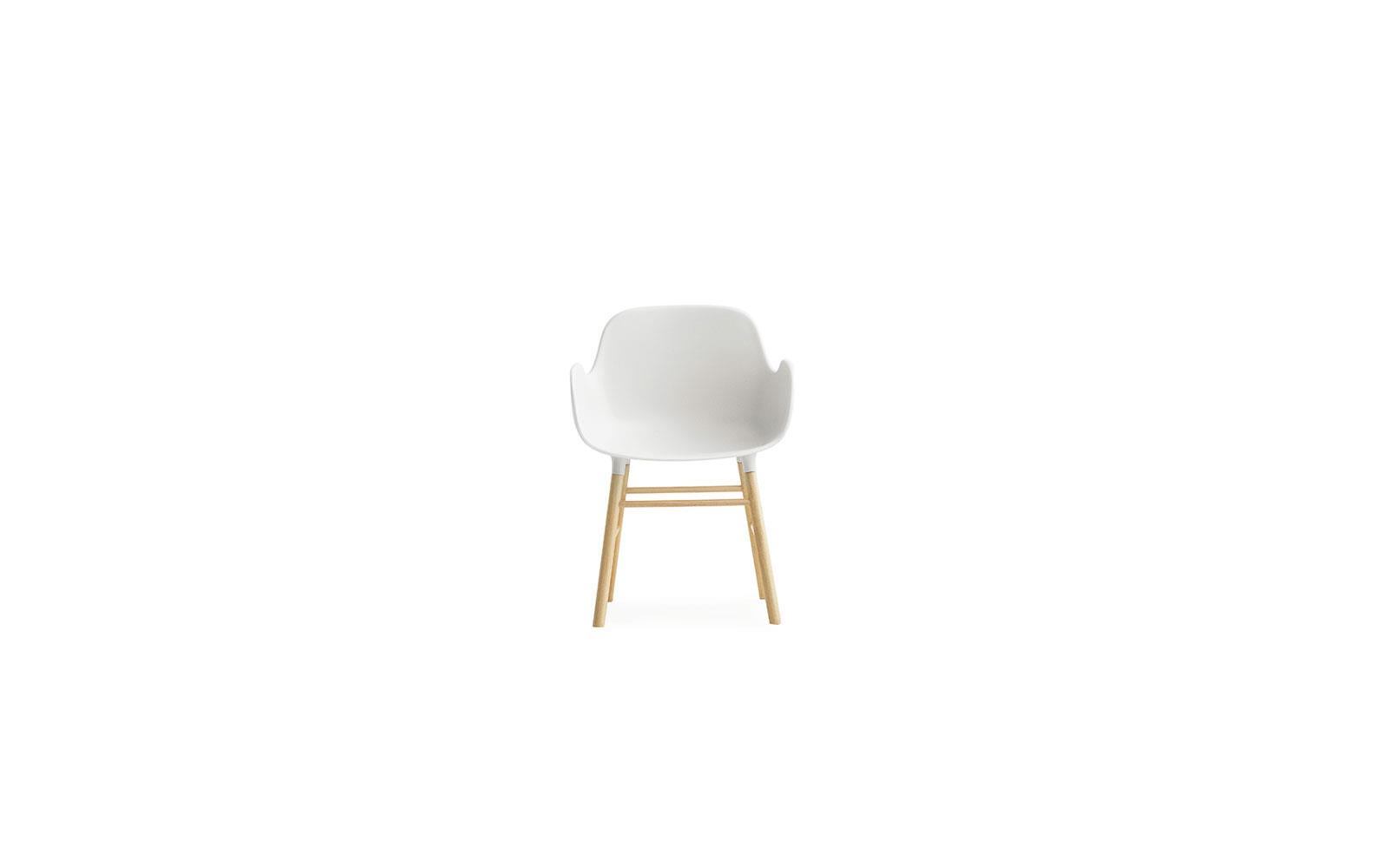 Form Armchair Miniature2