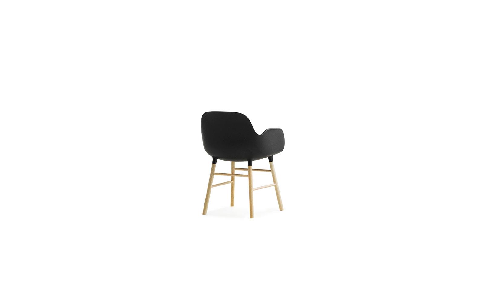Form Armchair Miniature4