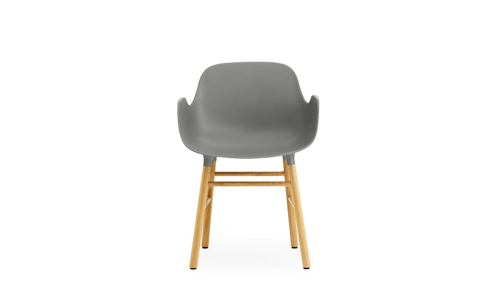Form Armchair Oak2