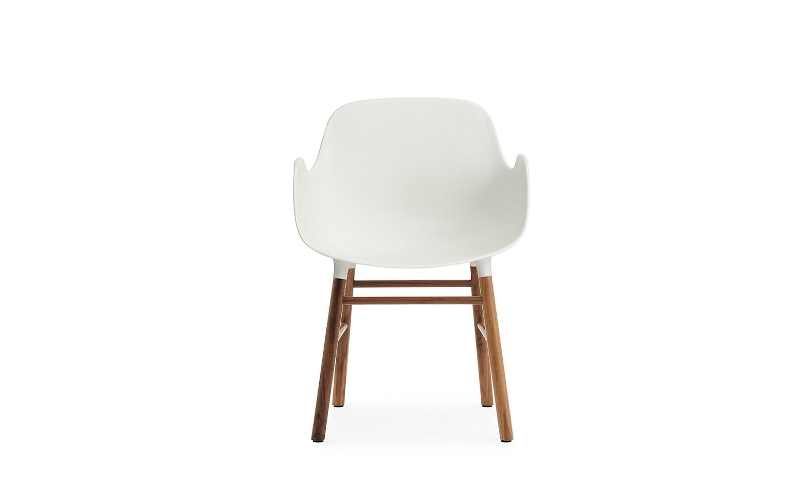 Form Armchair Walnut2
