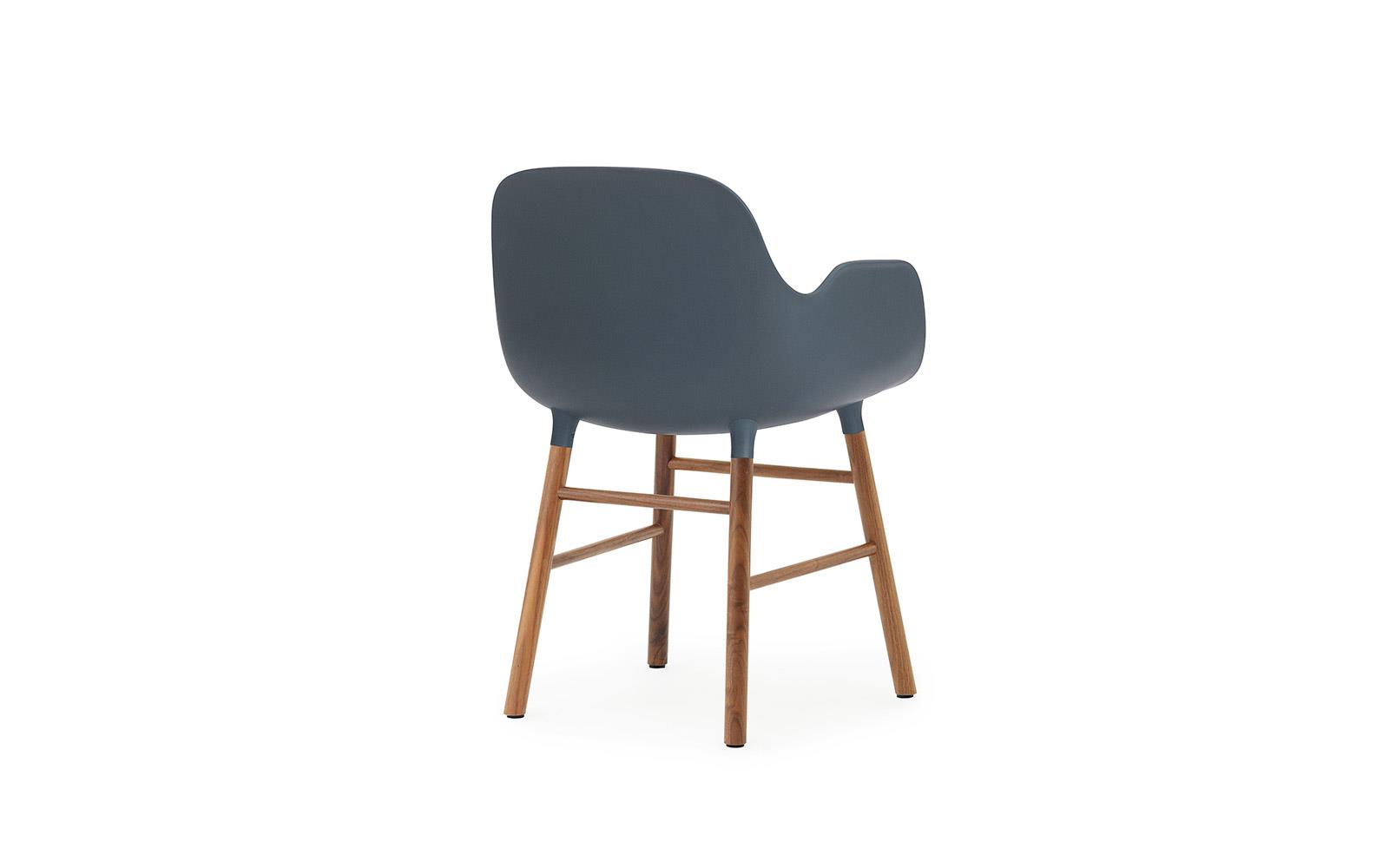 Form Armchair Walnut4