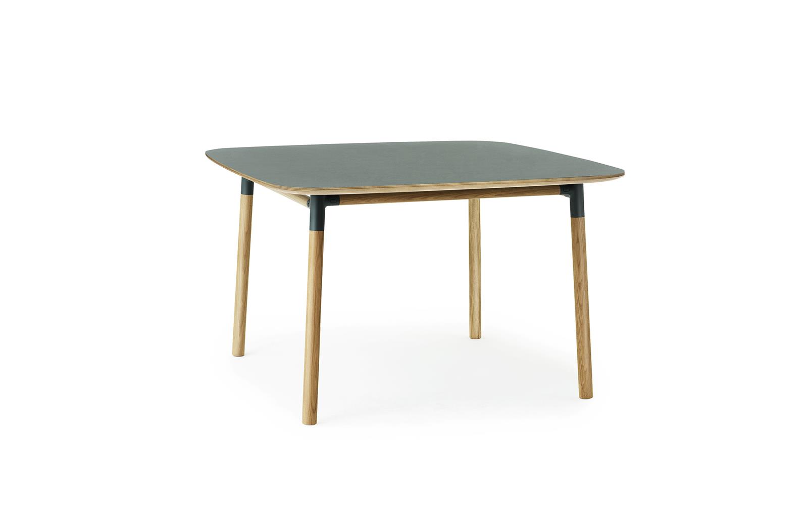 Form Table 120 x 120 cm2