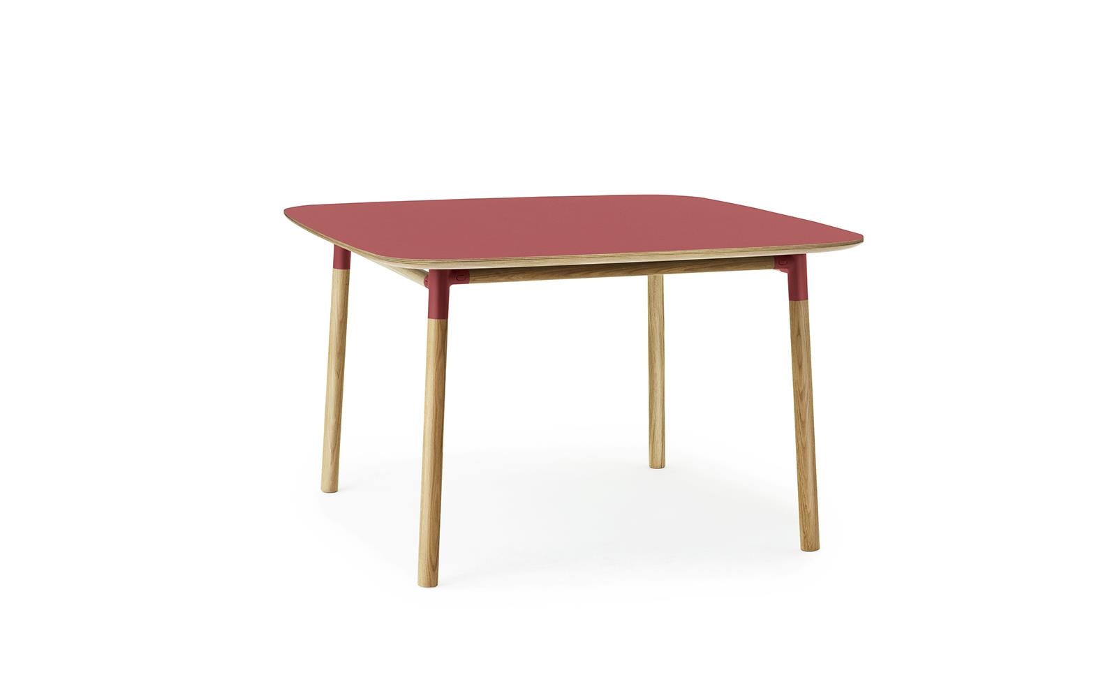 Form Table 120 x 120 cm2
