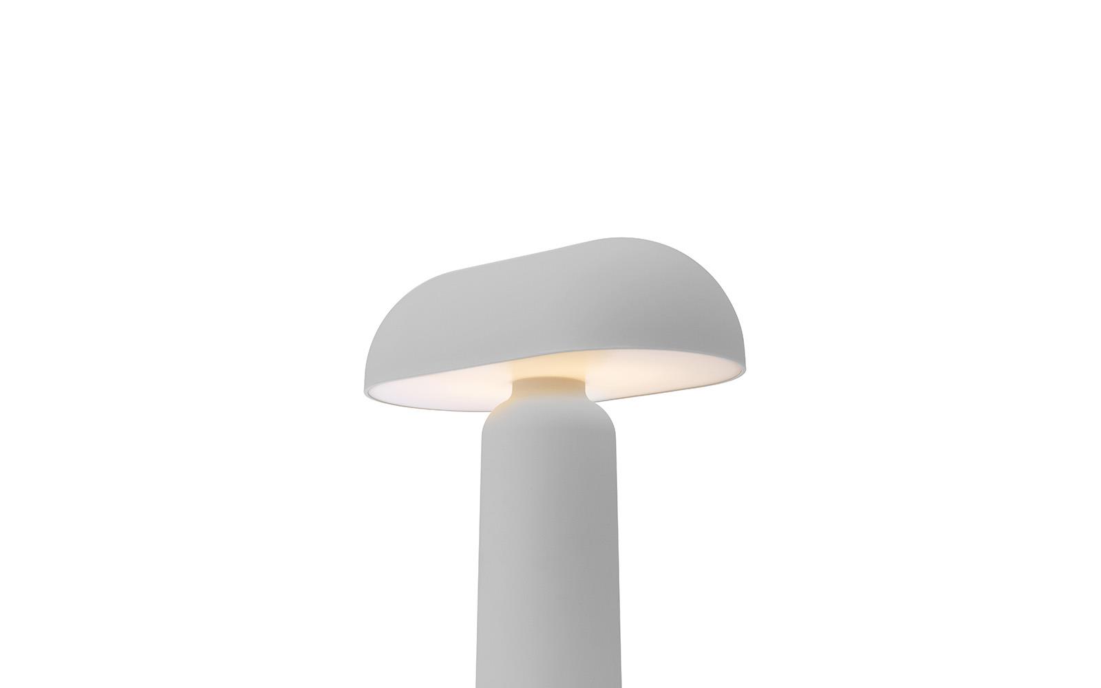 Porta Table Lamp4