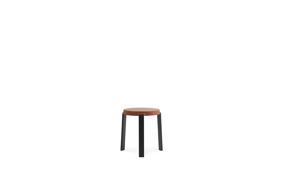 Tap Stool Black1