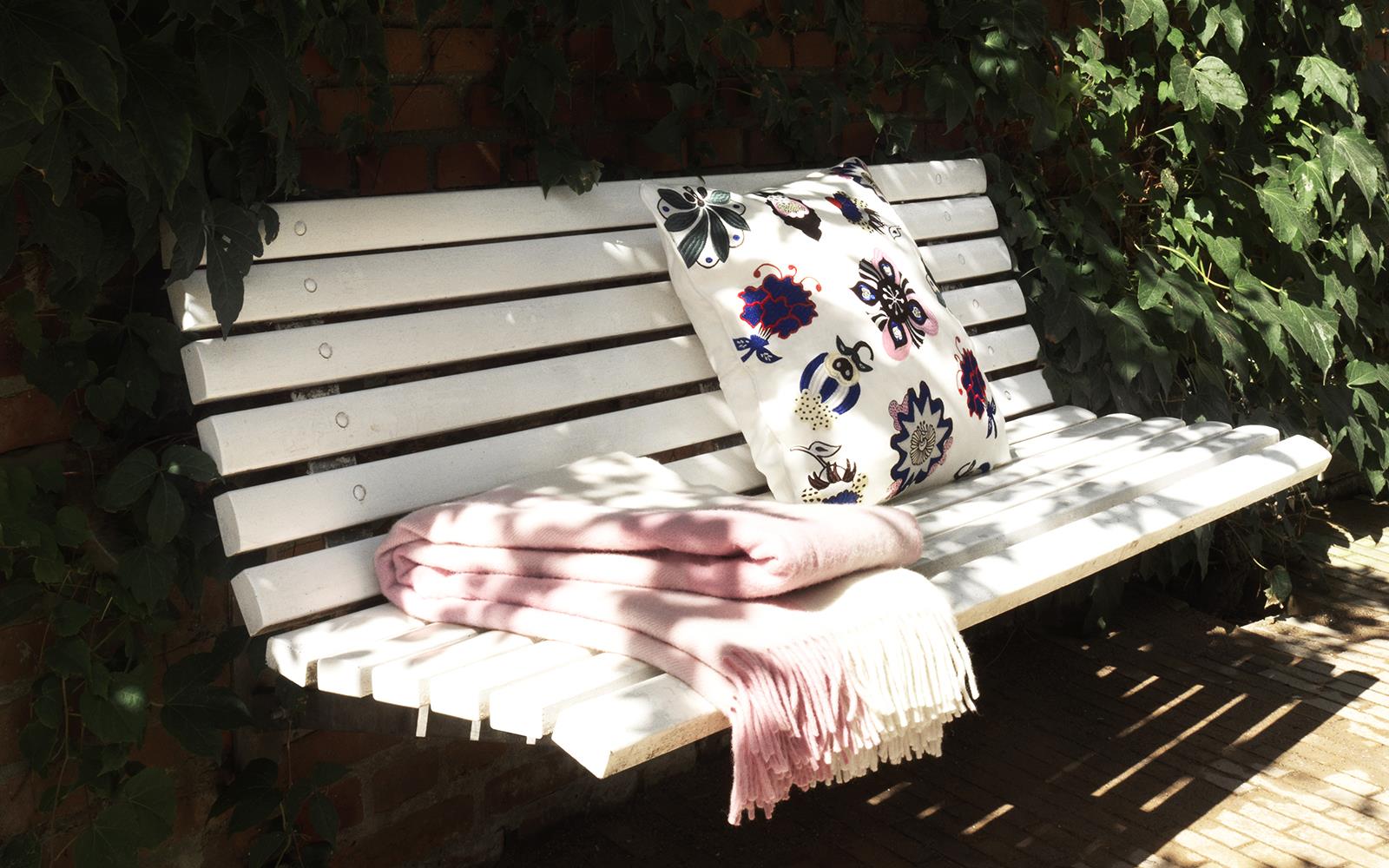 NORMANN COPENHAGEN online kaufen bei www.bruno-wickart.ch
Cushion Walk In The Park  50 x 50 cm2