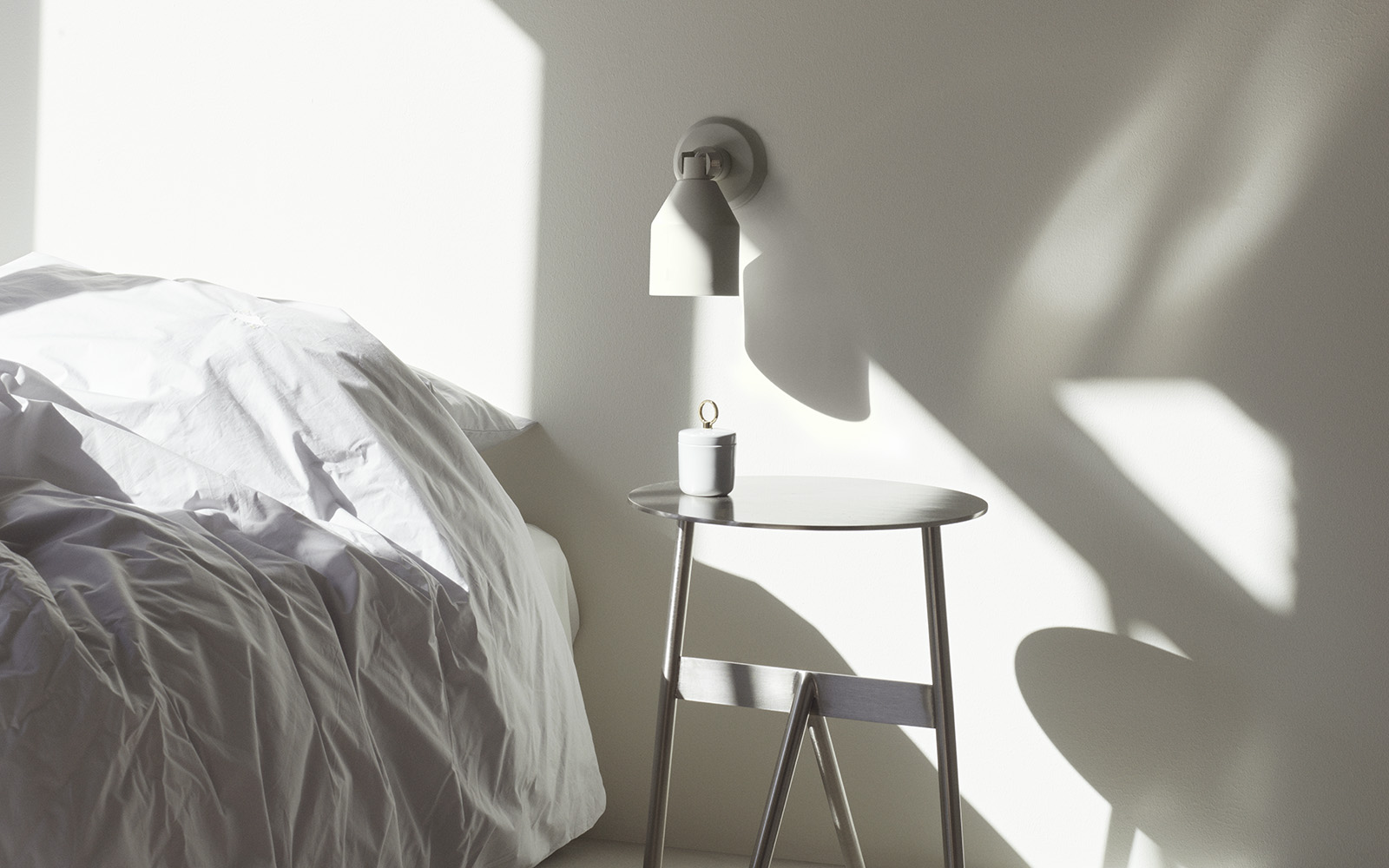 Klip lamp grey Normann Copenhagen