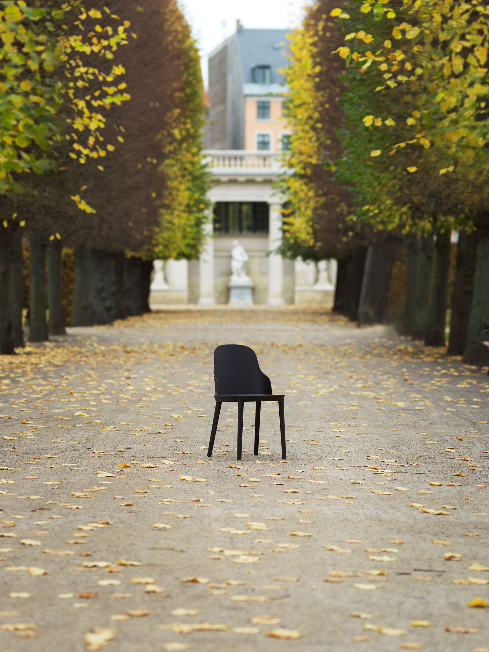 Black Allez chair in the King's Garden