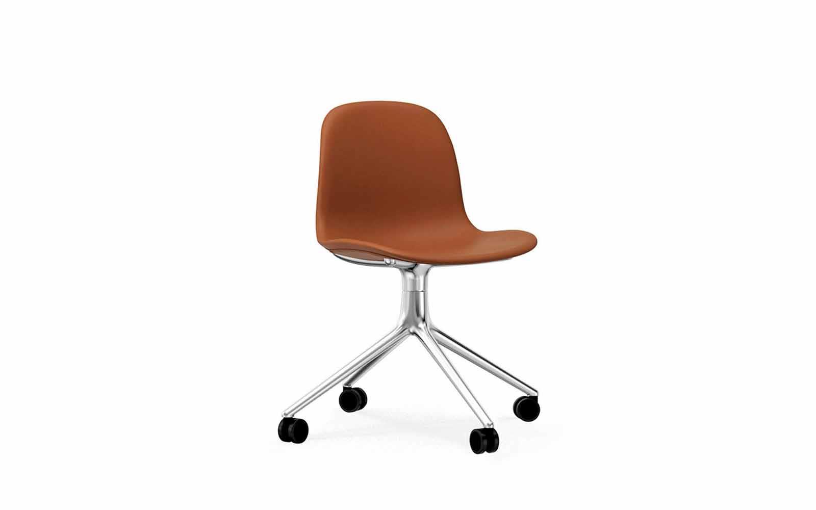 Form Chair Swivel 4W Full Upholstery