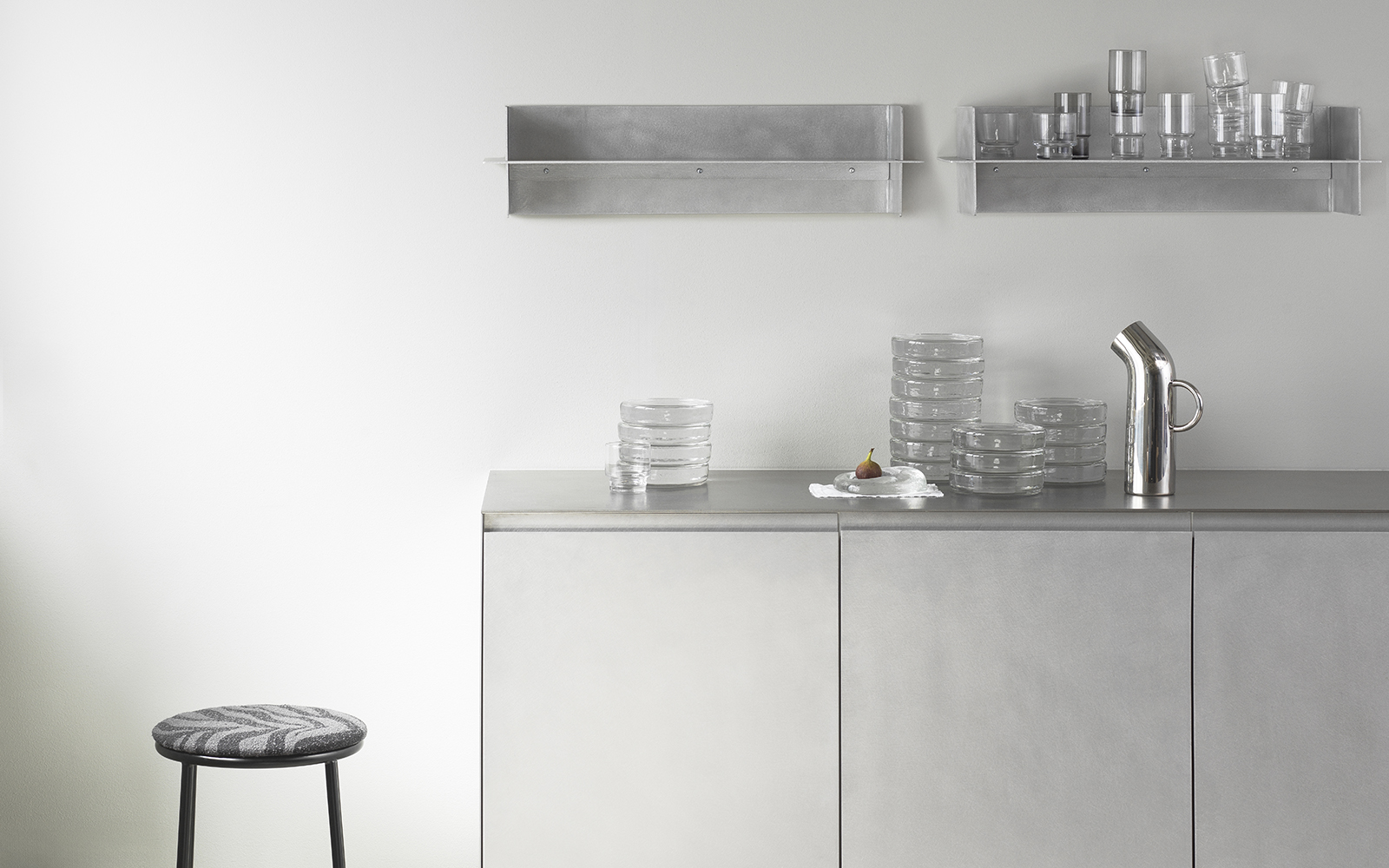 Alu shelf Normann Copenhagen
