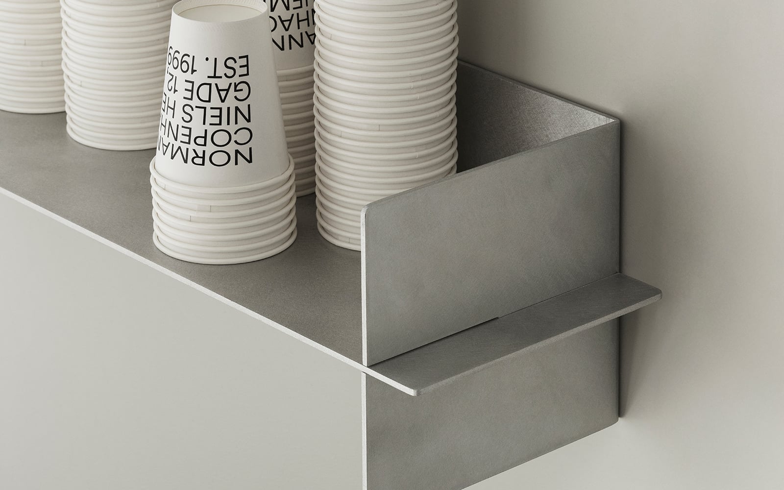 Alu shelf Normann Copenhagen