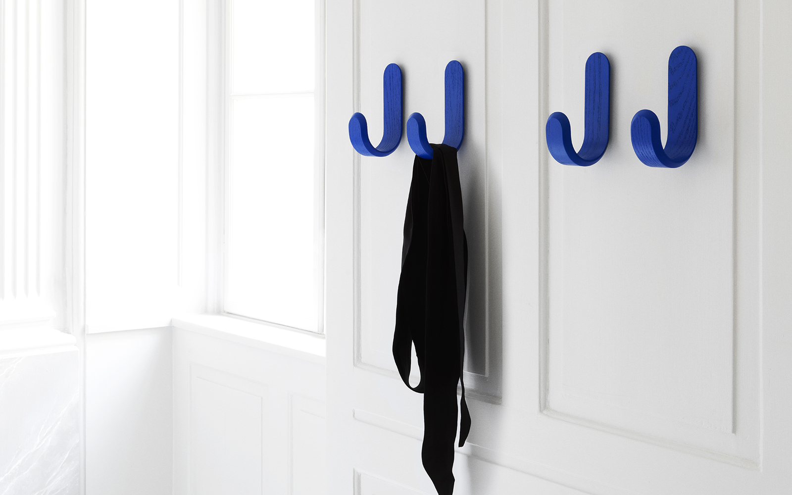 Curve Hook Blue - Normann Copenhagen