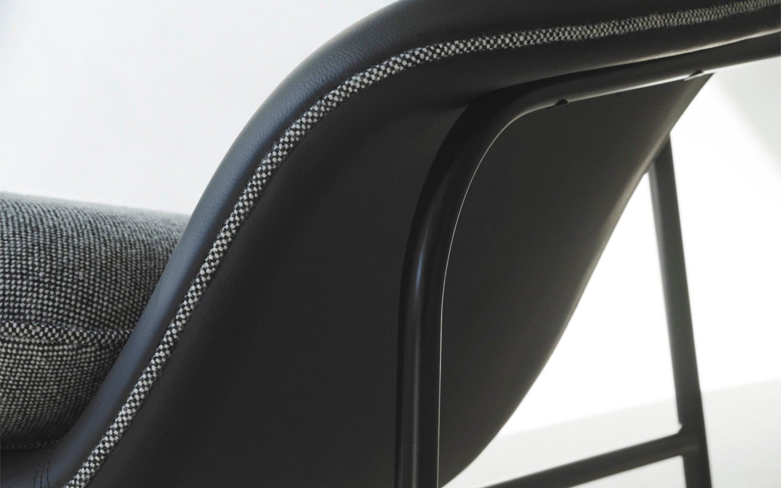 Drape lounge Normann Copenhagen