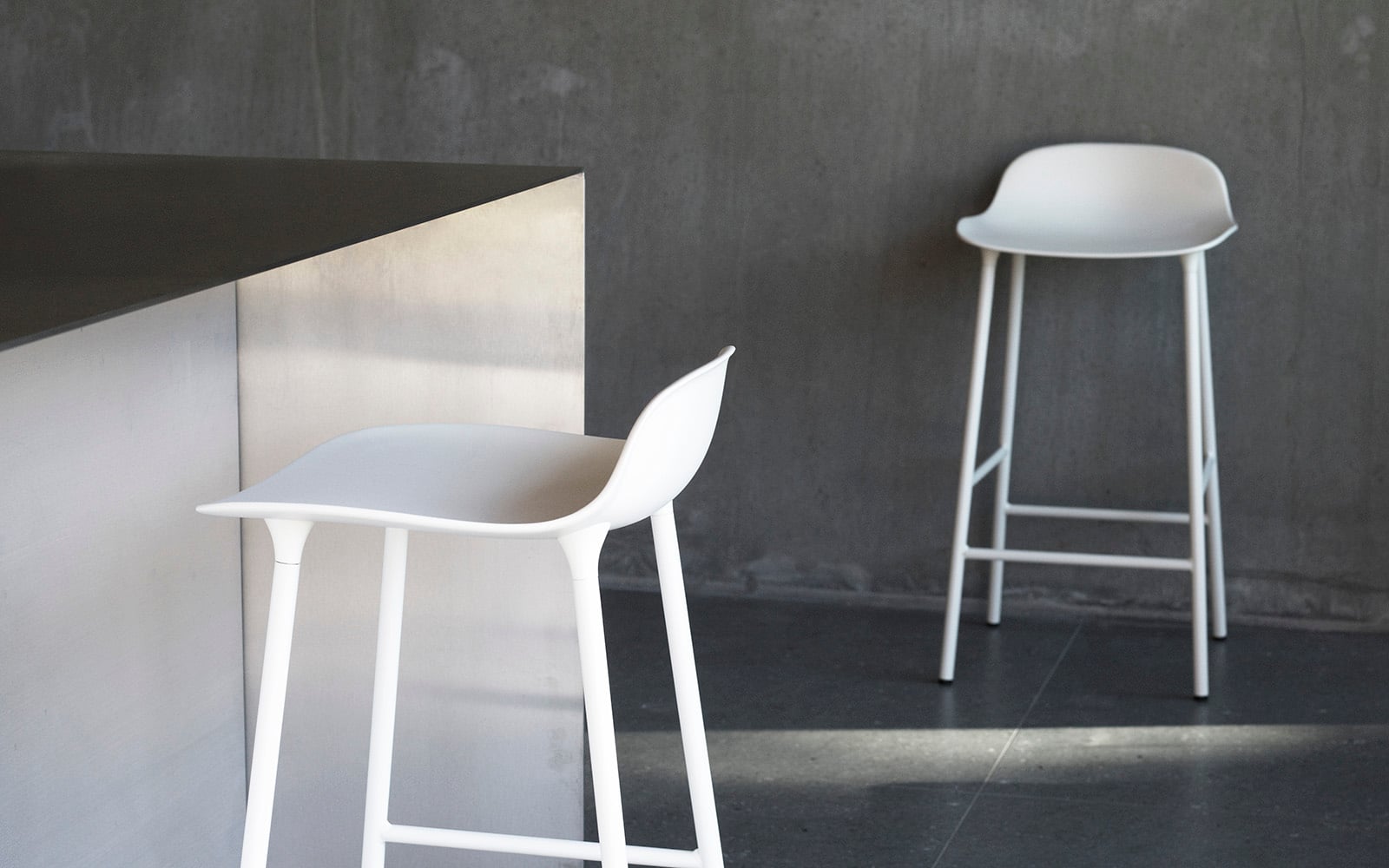 Form barstool Normann Copenhagen