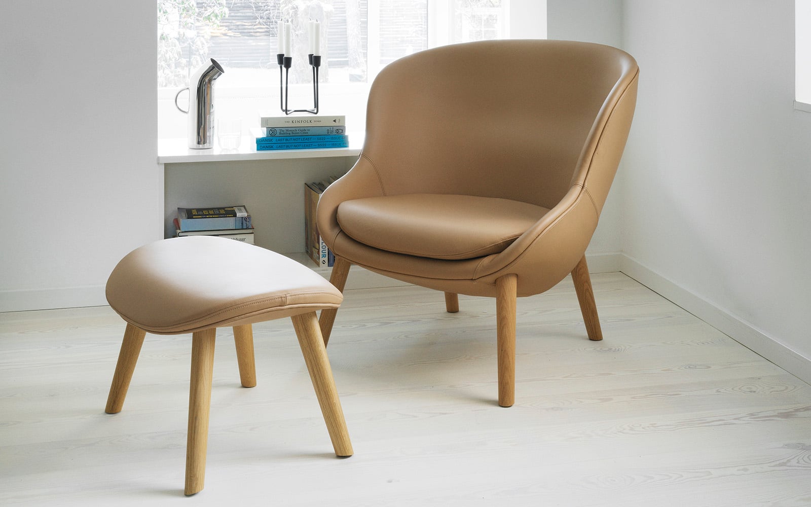 Hyg Lounge chair low Normann Copenhagen