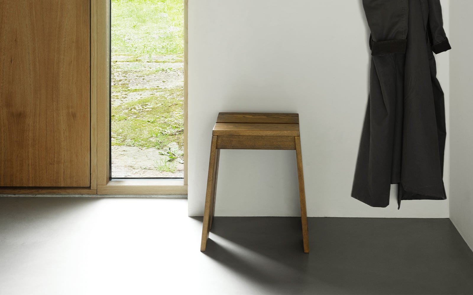 Let stool Normann Copenhagen